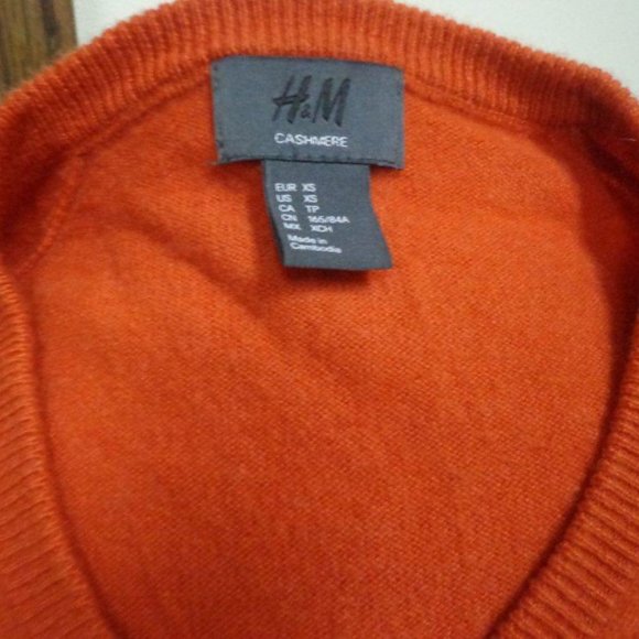 H&M CASHMERE Tangerine Color 100% Cashmere V-Neck Sweater Size XS - Picture 6 of 6
